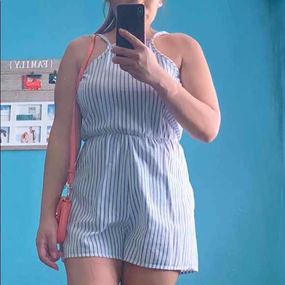 Cute romper size L - Picture 3 of 3